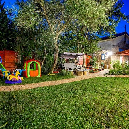 Holiday Home Casa Bianca Малинска Екстериор снимка