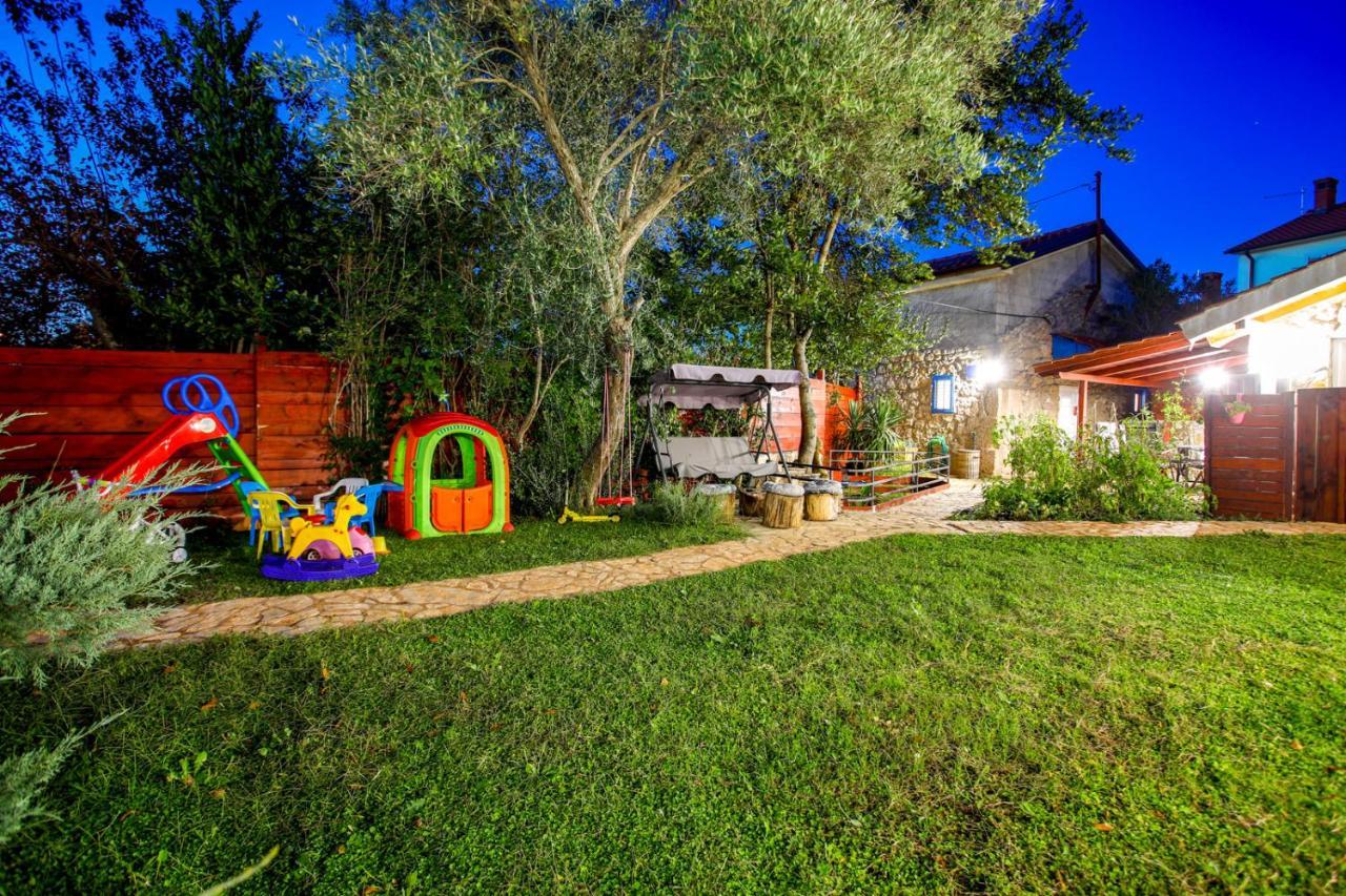 Holiday Home Casa Bianca Малинска Екстериор снимка