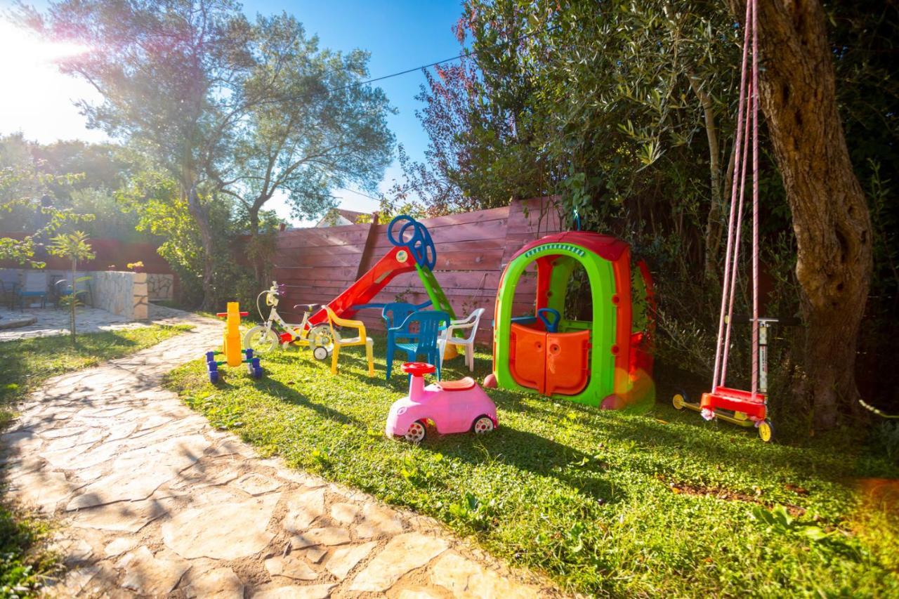 Holiday Home Casa Bianca Малинска Екстериор снимка